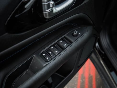 New 2026 Jeep Compass Limited image 19