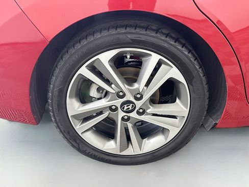 Used 2017 Hyundai Elantra Limited w/ Limited Ultimate Package 05 image 33