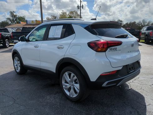 Certified 2024 Buick Encore GX Preferred w/ Comfort Package image 6