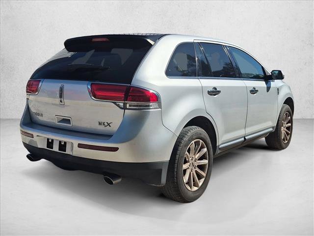 Used 2015 Lincoln MKX FWD w/ Equipment Group 102A image 5