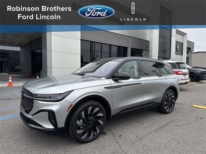 New 2026 Lincoln Nautilus Reserve w/ Jet Appearance Package