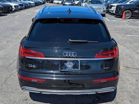 Used 2021 Audi Q5 2.0T Premium w/ Convenience Package AWD/4WD image 8