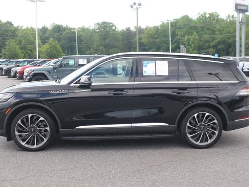 Used 2025 Lincoln Aviator Reserve w/ Equipment Group 201A AWD/4WD image 4