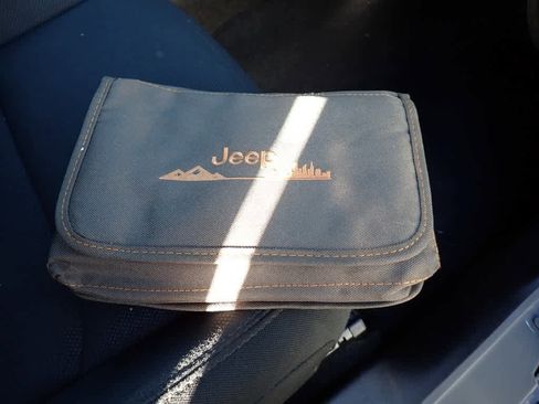 Used 2018 Jeep Wrangler Unlimited Sport S image 26