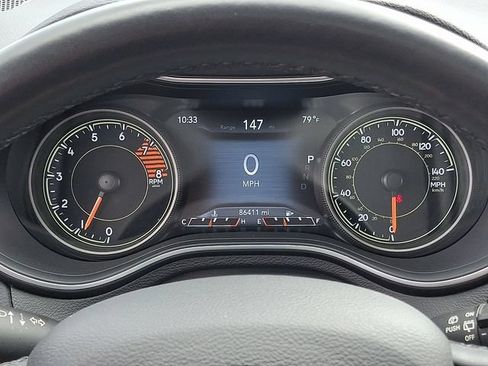 Used 2021 Jeep Cherokee Limited AWD/4WD image 21
