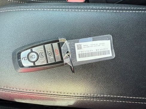 Used 2024 Ford Escape Active image 30