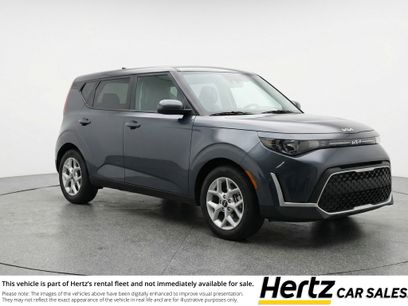 Used 2025 Kia Soul LX w/ LX Technology Package