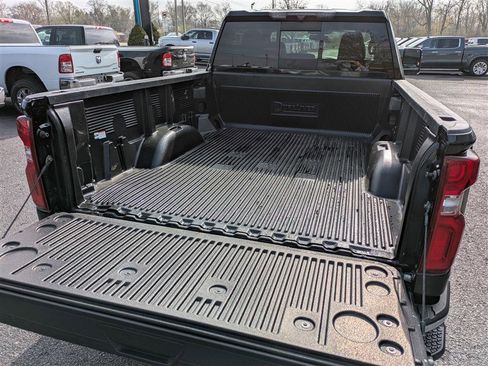 Used 2020 Chevrolet Silverado 2500 LTZ w/ LTZ Plus Package image 14