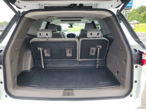 Used 2019 Chevrolet Traverse Premier w/ Driver Confidence II Package image 13