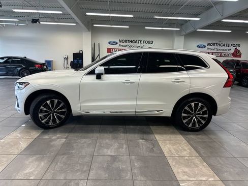 Used 2023 Volvo XC60 B5 Plus AWD/4WD image 14