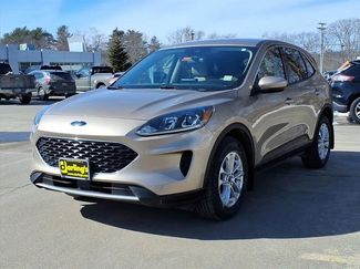 Used 2020 Ford Escape SE video 1