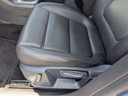 Used 2017 Volkswagen Tiguan S FWD image 20