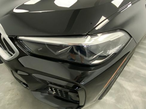 Used 2022 BMW X6 xDrive40i w/ M Sport Package image 11
