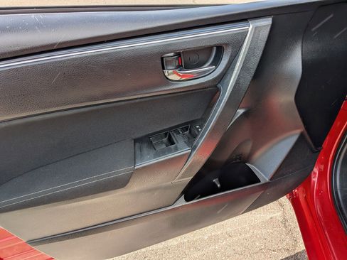 Used 2019 Toyota Corolla LE image 8