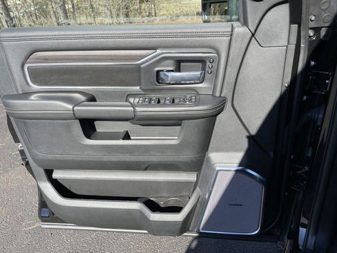 New 2026 RAM 3500 Laramie AWD/4WD image 33