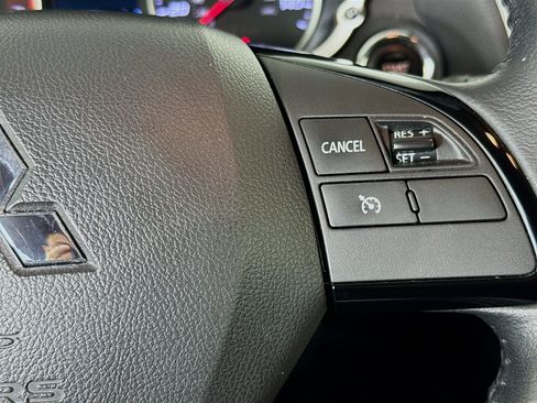 Used 2022 Mitsubishi Eclipse Cross SE image 14