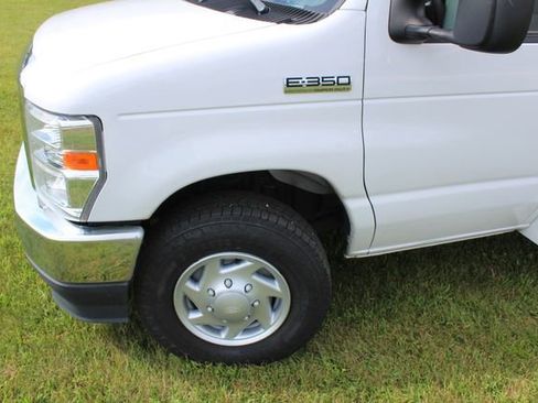 Used 2022 Ford E-350 and Econoline 350 Super Duty w/ Power Windows & Locks Group image 20