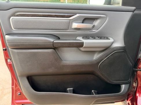 Used 2021 RAM 1500 Big Horn AWD/4WD image 17