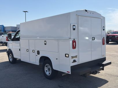 New 2025 Chevrolet Express 3500 w/ Power Convenience Package