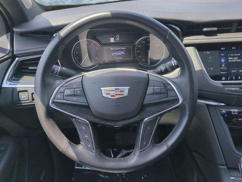 Certified 2023 Cadillac XT5 Premium Luxury FWD image 21