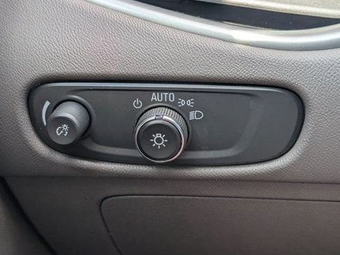 Used 2024 Chevrolet Malibu LT FWD image 22