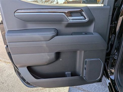 New 2026 GMC Sierra 1500 Elevation image 26