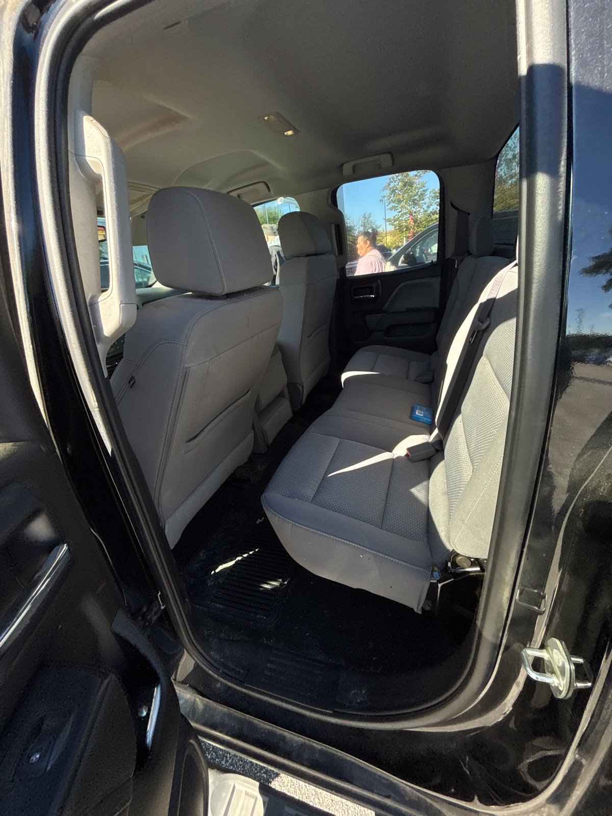 Used 2017 Chevrolet Silverado 1500 Custom w/ Custom Convenience Package RWD image 6