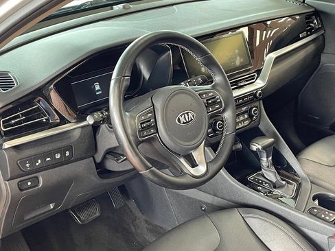 Used 2020 Kia Niro EX Premium FWD image 14