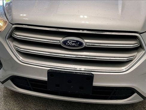 Used 2019 Ford Escape SE AWD/4WD image 30