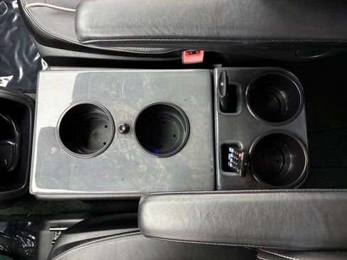 Used 2019 Mercedes-Benz Metris Passenger image 38