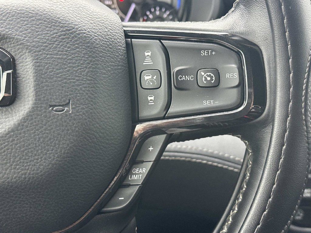 Used 2022 RAM 1500 Limited AWD/4WD image 23