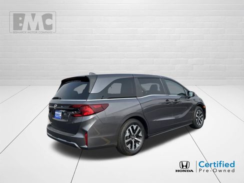 Used 2025 Honda Odyssey EX-L image 3