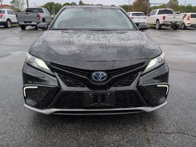 Used 2024 Toyota Camry XSE w/ Cold Weather Package FWD image 3