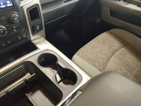 Used 2018 RAM 1500 Big Horn AWD/4WD image 26