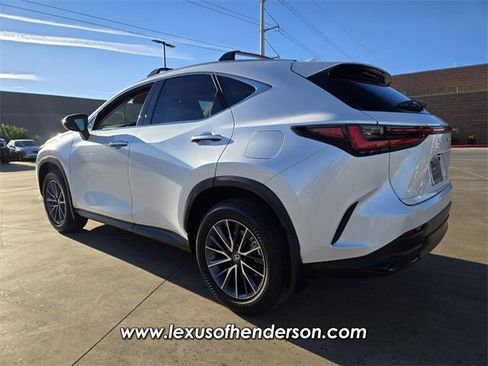 Certified 2025 Lexus NX 250 FWD image 5