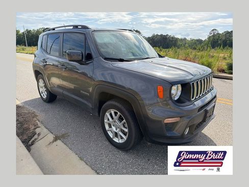 Used 2021 Jeep Renegade Latitude AWD/4WD image 1