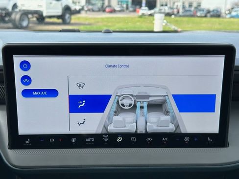 New 2025 Ford Maverick XLT w/ XLT Luxury Package image 15