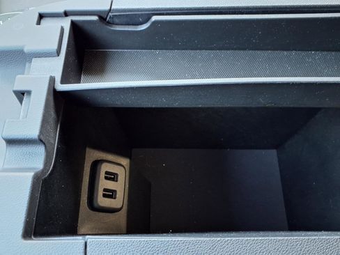 Used 2022 Chevrolet Equinox Premier image 11