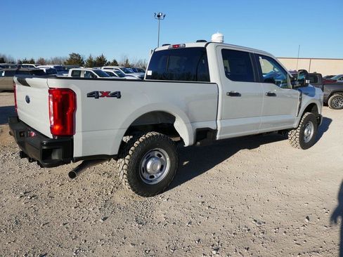 New 2026 Ford F250 XL w/ XL Off-Road Package image 4