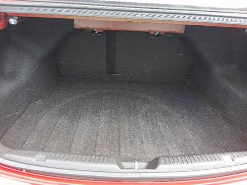 Used 2013 Hyundai Elantra image 25