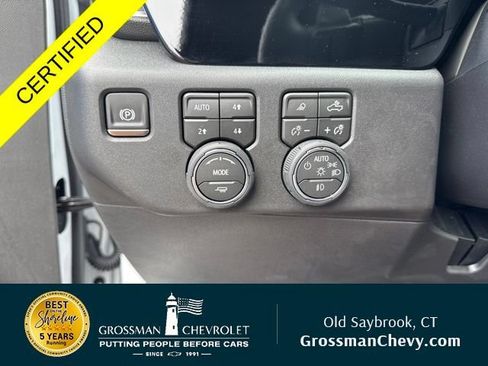 Used 2026 Chevrolet Silverado 1500 LT Trail Boss w/ LT Trail Boss Premium Package AWD/4WD image 19