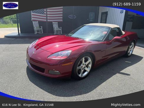 Used 2006 Chevrolet Corvette Convertible w/ Preferred Equipment Group RWD image 1
