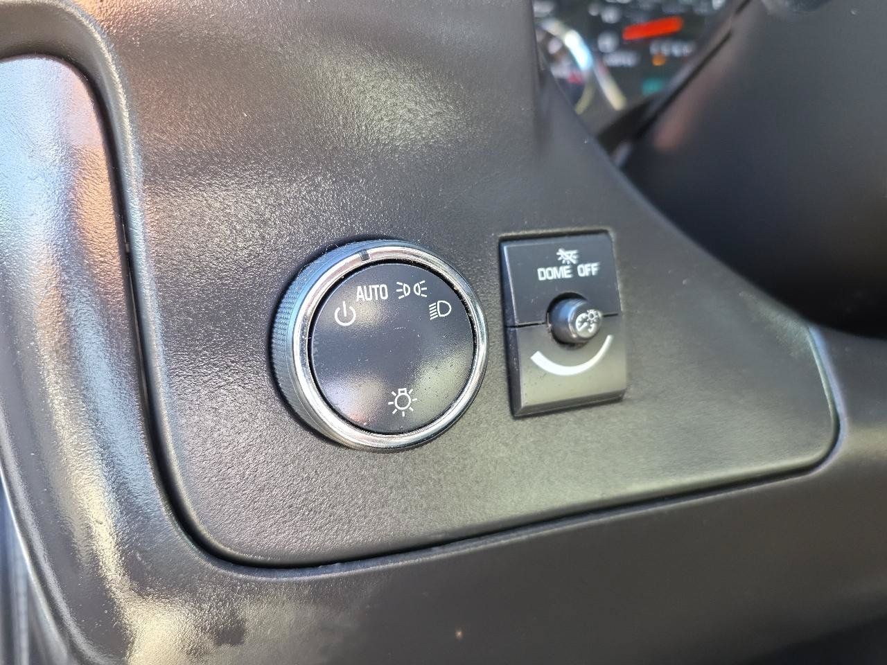 Used 2013 Chevrolet Express 2500 RWD image 21