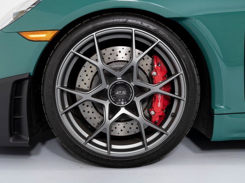 Certified 2024 Porsche 718 Boxster Spyder RS image 12