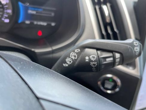 Used 2023 Ford Edge SE AWD/4WD image 28