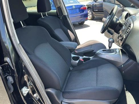Used 2014 Nissan Juke S FWD image 52