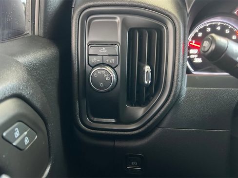 Used 2024 Chevrolet Silverado 1500 Custom image 30