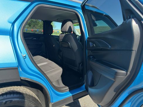 Used 2025 Chevrolet TrailBlazer LT AWD/4WD image 15