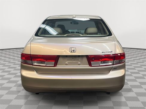 Used 2004 Honda Accord EX image 4