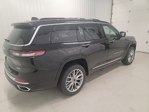 New 2025 Jeep Grand Cherokee L Summit image 6